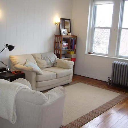 Apartment This Inviting Space Is Ideal For Families Friends Or Small Groups Looking *